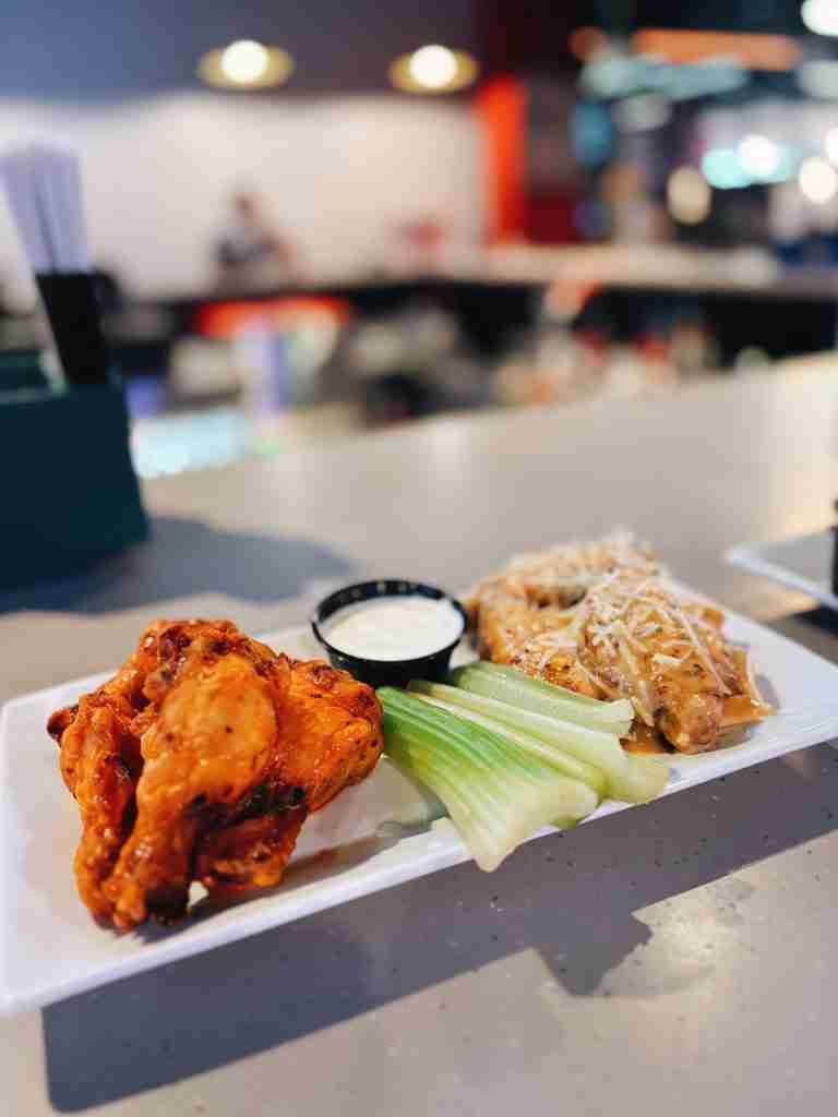 810 Entertainment Estero